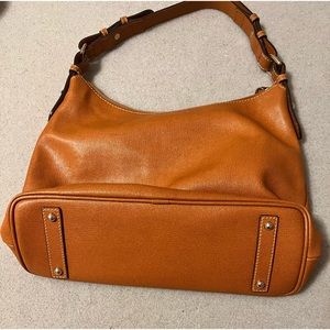 Medium large leather Dooney & Burke shoulder bag